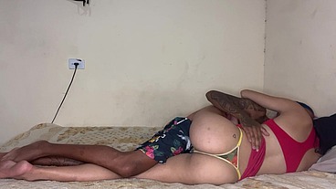 Apertadinha branquinha dos peito pequeno teve que ser no pelo