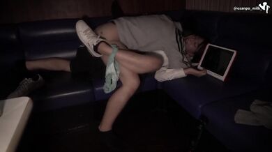 After school karaoke box 、、、。 Boobs that come out of the blouse from the cowgirl position. When her uncle taught her how to grow up, it was too erotic. (Personal shooting, amateur, Japan)