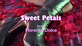 Sweet Petals - A Rimjob and Facial Delight