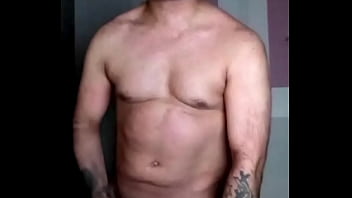 Latest Solo CAM (Aug 15) Horny Slut in London offer his ass to strangers to get fucked