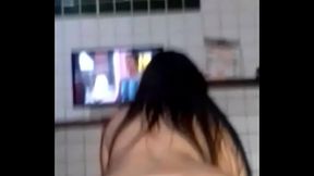 Garoto malicia pe 22com novinha Boazuda de boa viagem 2/4