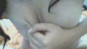 Charming webcam chick from Vietnam exposes me her hairy pussy