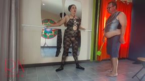 Spank ballerina's ass. Punish a bad dancer Regina Noir. The teacher scolds, fucks in the mouth and in the pussy.