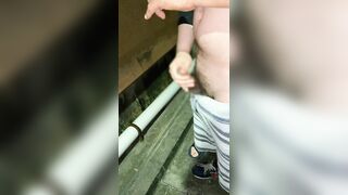 【個人撮影】ローションで手コキ射精しても止まらない強刺激。男のペニスをいじめる。