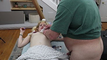 DSC15-3) Petite spinner Karlee Paige’s Her First Hypodermic Play along with Cunt Fucking, Creampie and Age Gap Sex