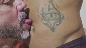 Deep Bellybutton Worship