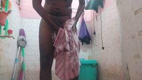 Tamil10inchesbbc Sexy Shaving and Bathing Session and Surprise at End Part 2