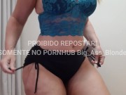 dança sensual de shortinho rebolando