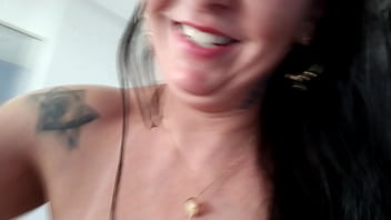Dedo no cu e gritaria