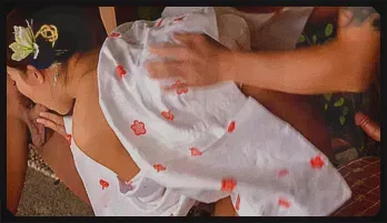 Sexy outdoor Japanese blow job by Aoi Mizuno