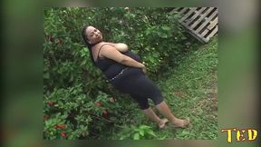 bbw faz a festa dando o rabo para o ted - andreia rabelo
