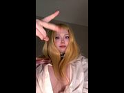 Blonde tease spreads legs and moans loud 😇