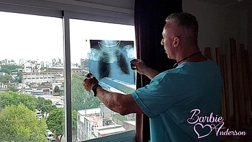 BARBIE ANDERSON VISITA AL DOCTOR CHAFA (ESCENA COMPLETA) TRANS ARGENTINA