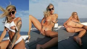 mini hard video striptease exhib sur le yacht