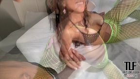 anal queen amari gold gets filled by theyloveflaxk
