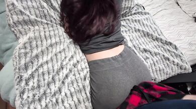 redhead grinding and twerking on dick in fleece sweatpants