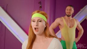 Gym workout with redhead big ass tranny - Pump Up The Jizz - Skyy Knox