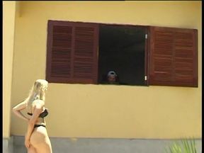 Blonde talking to her neighbor