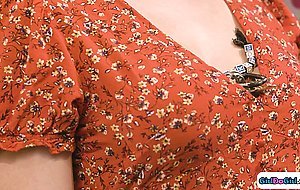 Hottie has the hots for and tries to get stepsis attention
