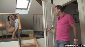 Seduced teen girlfriend gets pounded by a stranger's thick cock&#x1F346;