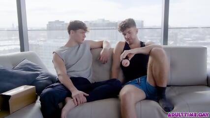 OMG! Two guys share the same fleshlight! One fucks the ass, the other the pussy!