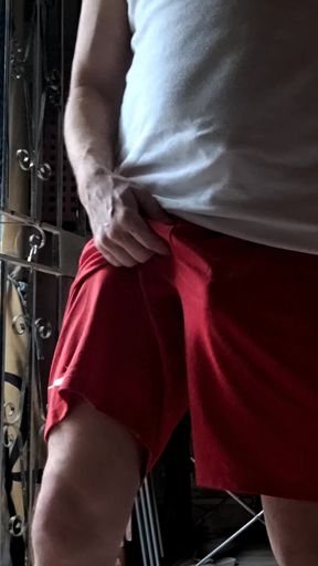 Shorts bulge