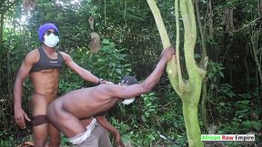 Franck Cameroon who copiously fucks his hetero friend during a walk in the bush in the free era. on XVIDEOS RED