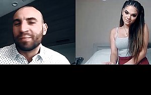 Sexy teen cant controled herself and she masturbate