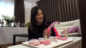 A035g11 a Wife Who Is Curious About a Large Amount of Sex Toys. Raw to a Wife Who Secretly Used It and Got Into Heat!