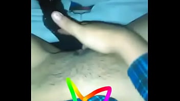 Con los dedoS