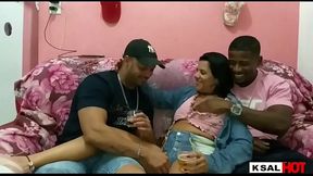 Recebemos a visita do nosso afilhado Bob Jhonson e fizemos uma sacanagem gostosa a tres