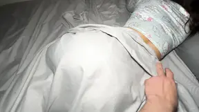 Stepdad's big cock makes stepdaughter cum twice.