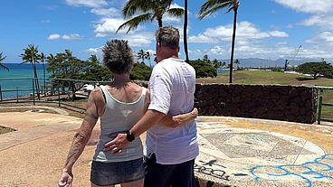 Sucking and fucking a gentleman I just met - outdoors in Hawaii