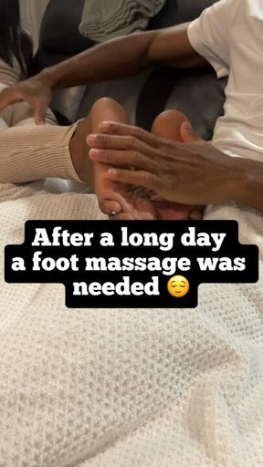 FOOT MASSAGE