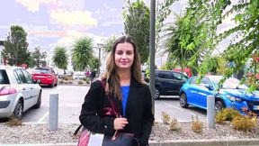 ”Marina, 20, sociology college girl in Paris!”