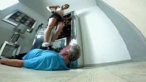 Danielle 4 FLOOR CAM (4K)