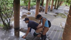 dando o cu no banco da praca pro maloca dotodo