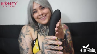 Masturbating with HoneyPlayBox's Tempo Vibrator- Review