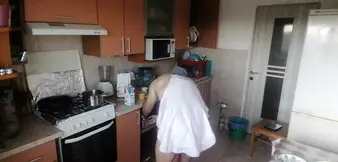 Sexy amateur couple having fun in the kitchen. Sexy mom has breakfast in the bedroom, hairy pussy, big tits, big ass.
