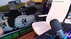 Phat teenage fucks his backside with toys