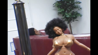 Ayana Angels MILF-Dreier mit riesigem Arsch: Analverkehr, Blowjob, Doggy-Style und Reiten auf einem BBC