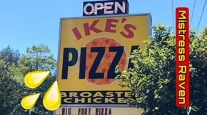 IKES PIZZA TOILET