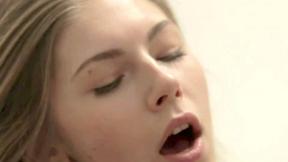 ”Skinny Russian teen flicks the bean”