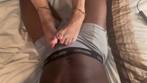 @Mysplendidfeet makes me shoot a big load on her pink pedi (Overhead angle)