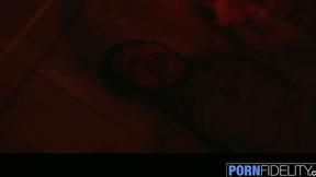 Tommy's therapy sessions leave Sophia horny & refreshed!