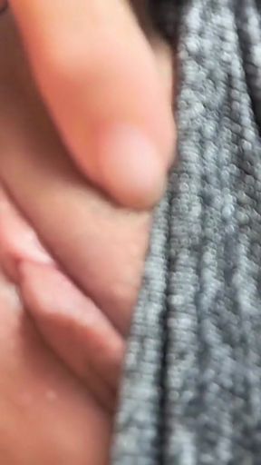 CHICA TRAICIONA A SU ESPOSO CON EL HERMANASTRO   Clip 1