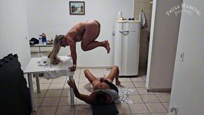 Bodybuilders F E E T *TRAMPLING