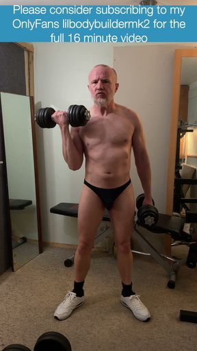 Big gay Muscle Daddy gets naked for his big bicep and shoulder workout!