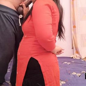 wifi repair man fucked chubby bhabhi at her home