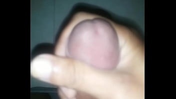 c&oacute_ em n&agrave_o nứng kh&ocirc_ng